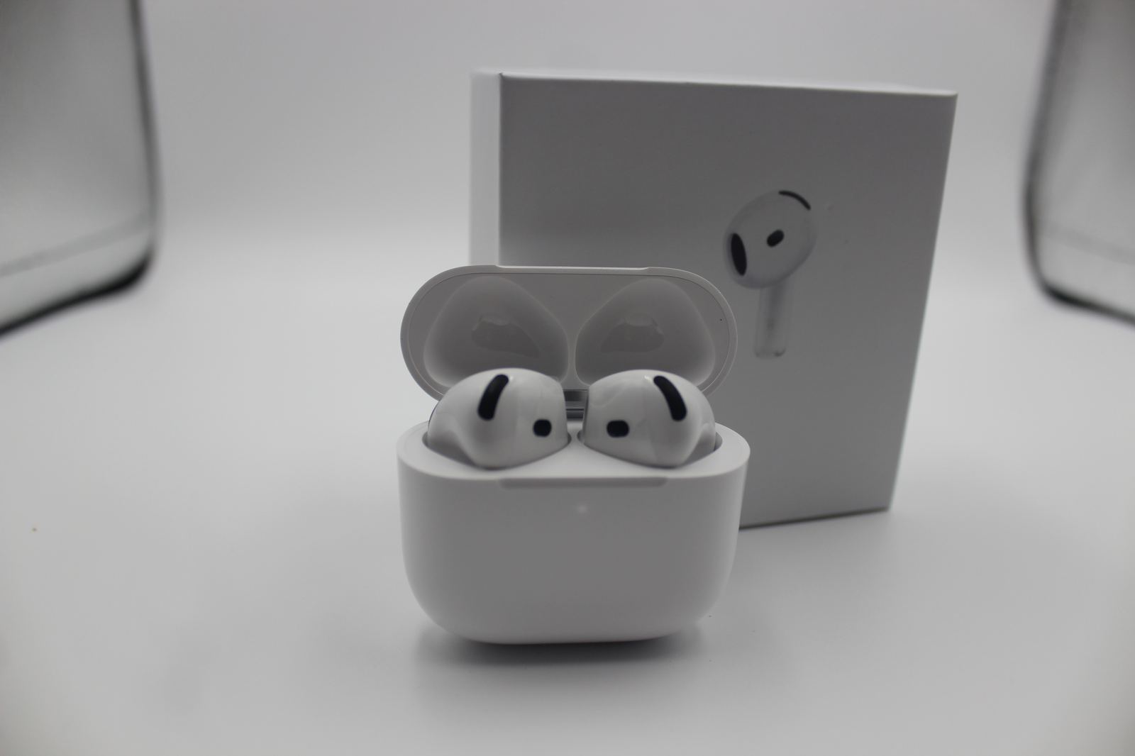 Air Pods4 5