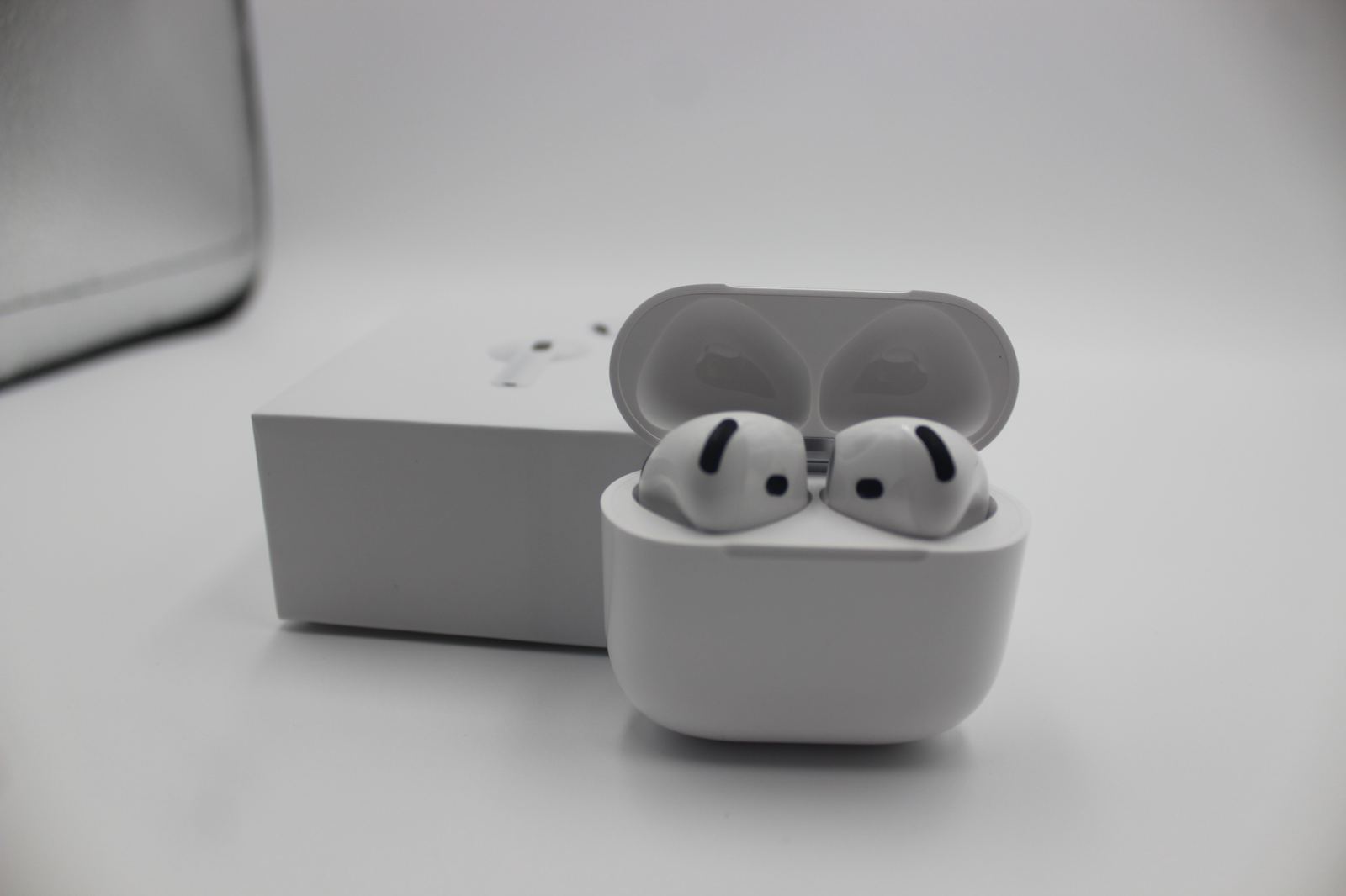 Air Pods4 4
